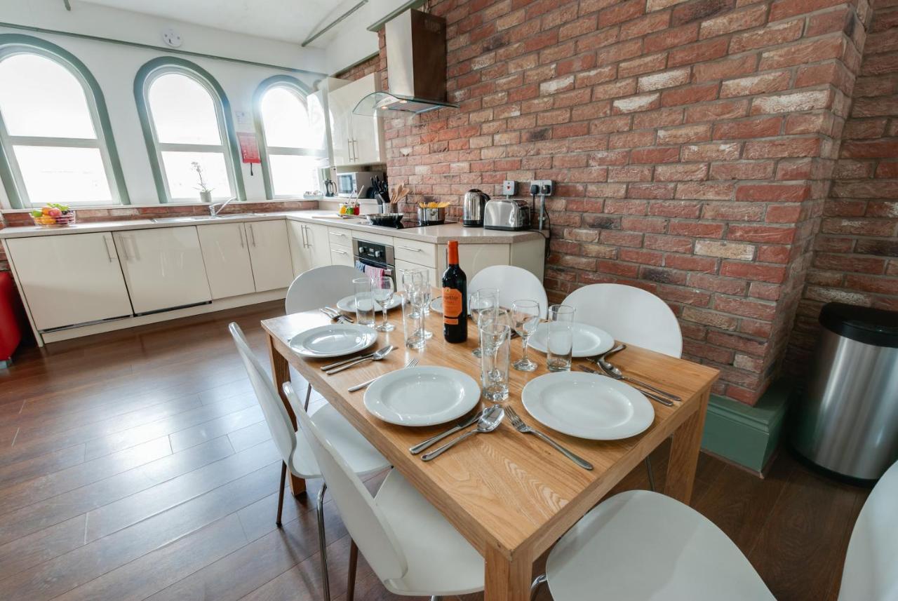 Base Serviced Apartments - Sir Thomas Street Liverpool Zewnętrze zdjęcie