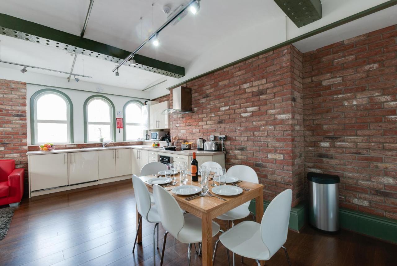 Base Serviced Apartments - Sir Thomas Street Liverpool Zewnętrze zdjęcie