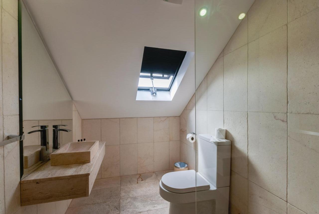 Base Serviced Apartments - Sir Thomas Street Liverpool Zewnętrze zdjęcie