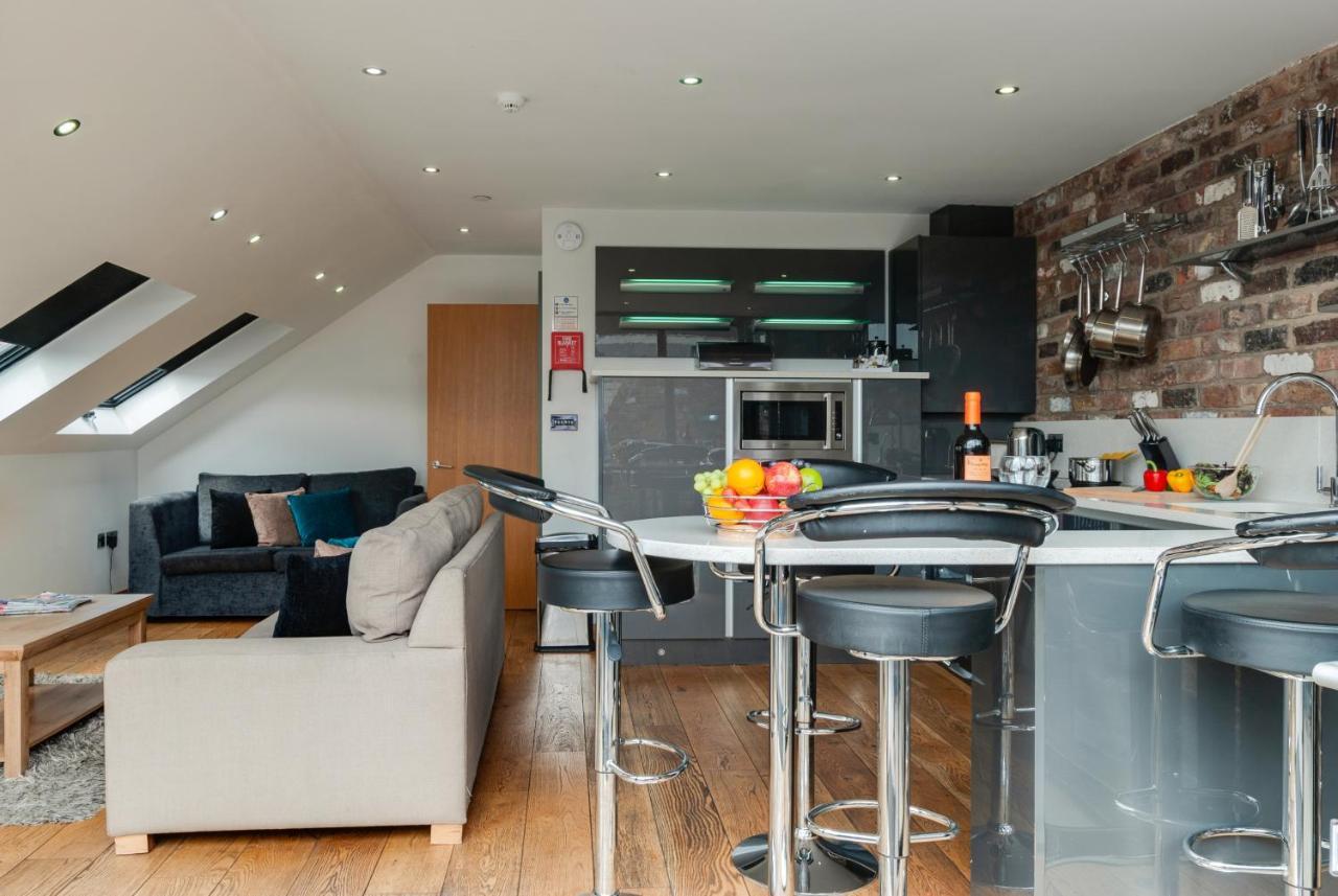 Base Serviced Apartments - Sir Thomas Street Liverpool Zewnętrze zdjęcie